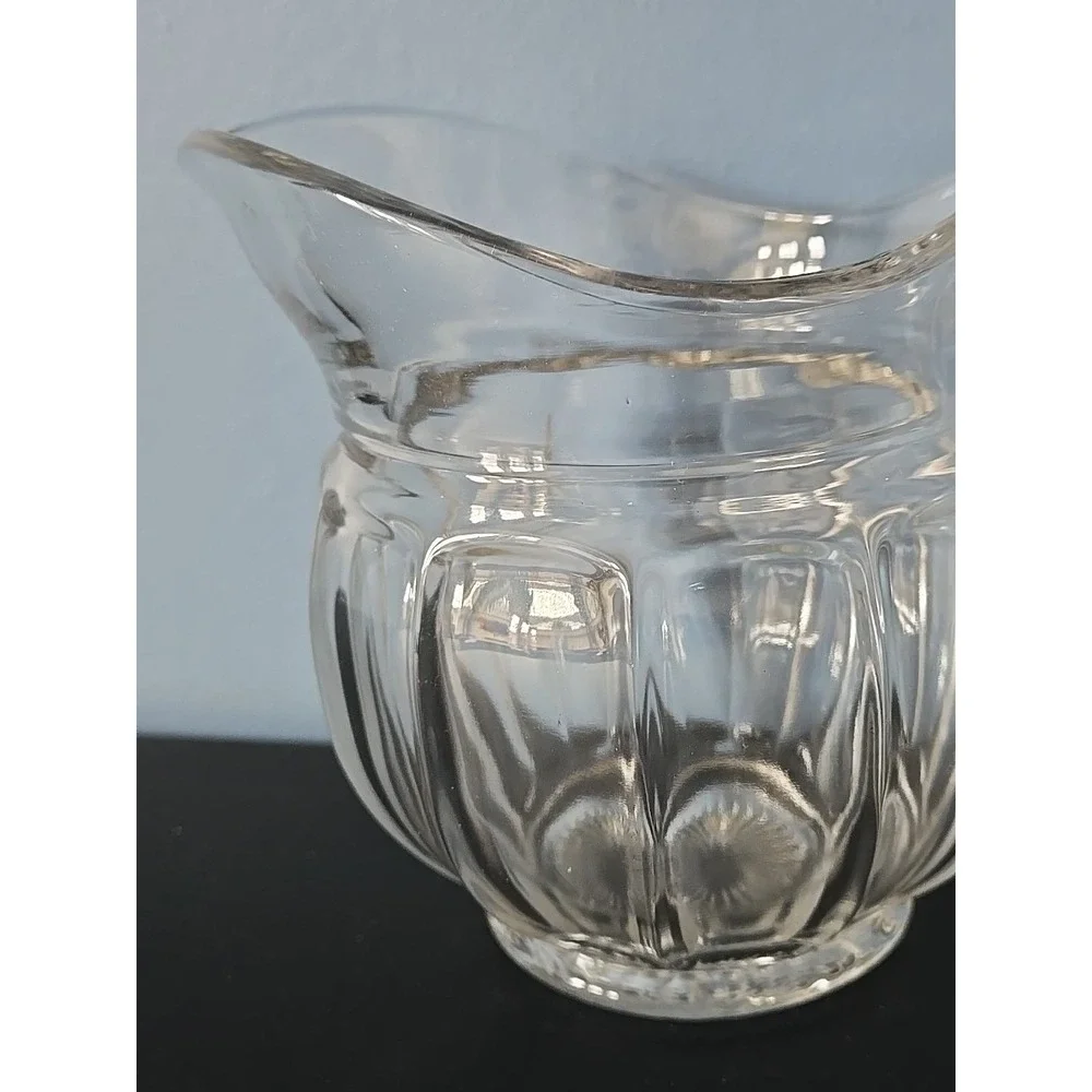 VINTAGE HEISEY‎ COLONY PATTERN SMALL PITCHER  32oz, 5 1/4
